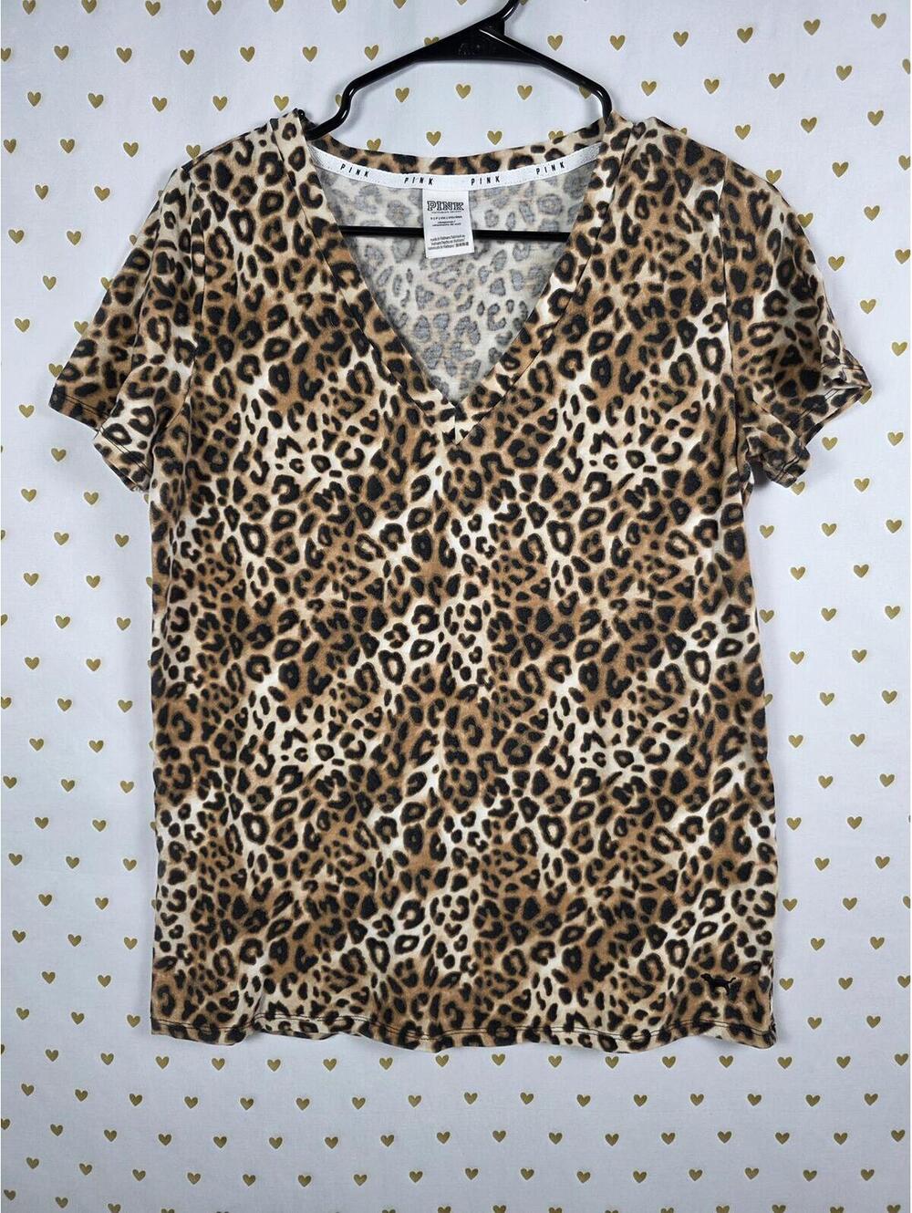Victorias Secret PINK Animal Print V Neck Leopard Cheetah tee shirt Small